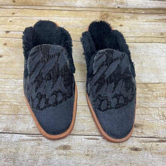 Free People Shoes - Free People Mules Butterfly Effect Faux Fur  Fabric Black Size 36 w/Box US 5.5